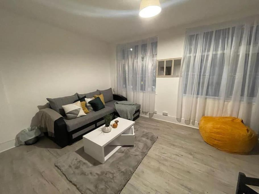 Comfy 2 Bedroom On Tower Bridge Londres Exterior foto