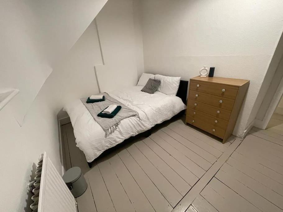 Comfy 2 Bedroom On Tower Bridge Londres Exterior foto